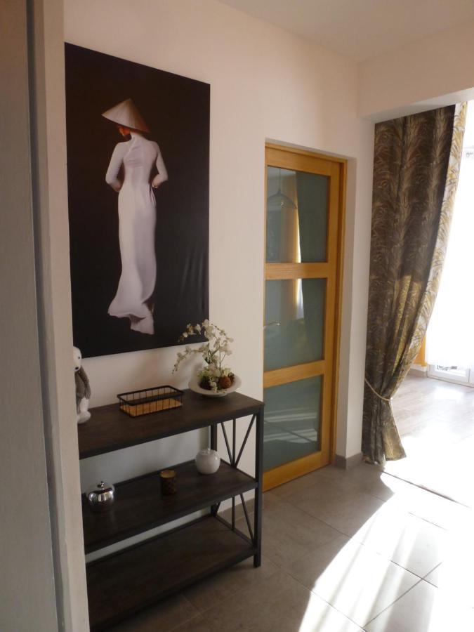 Chic Et Douillet Apartment แปร์ปินญอง ภายนอก รูปภาพ