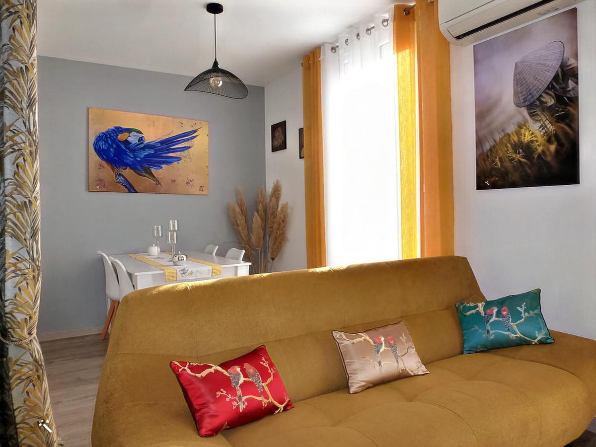 Chic Et Douillet Apartment แปร์ปินญอง ภายนอก รูปภาพ