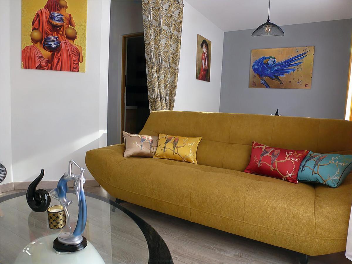 Chic Et Douillet Apartment แปร์ปินญอง ภายนอก รูปภาพ