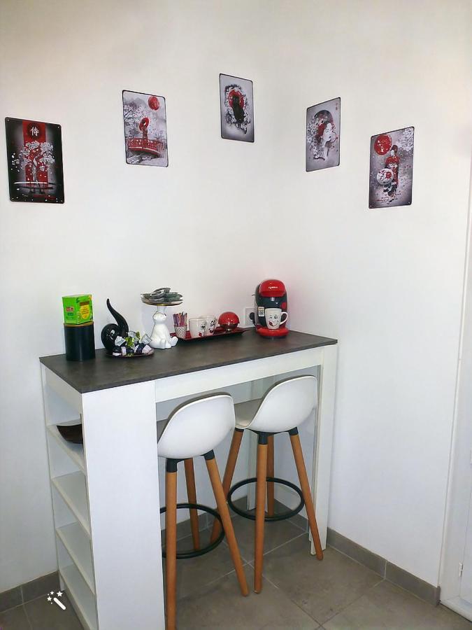Chic Et Douillet Apartment แปร์ปินญอง ภายนอก รูปภาพ
