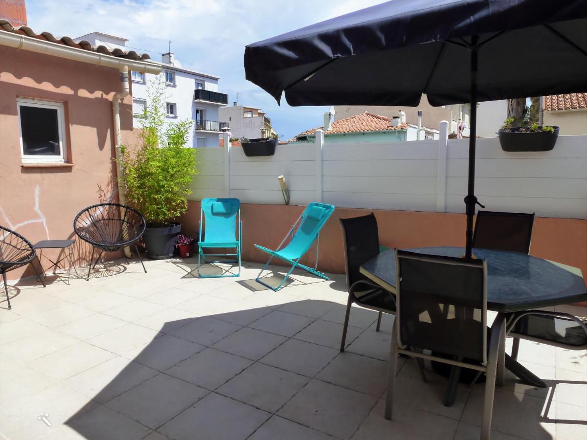 Chic Et Douillet Apartment แปร์ปินญอง ภายนอก รูปภาพ